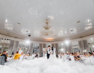 Белый дым для танца на свадьбу в Ставрополе