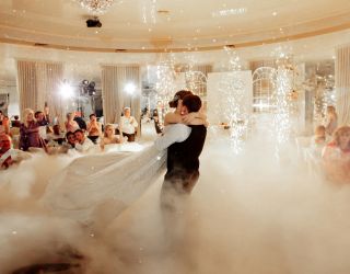 Белый дым для танца на свадьбу в Ставрополе